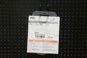 Карабин PETZL OXAN SCREW-LOCK