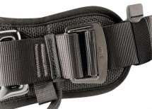 Привязь страховочная PETZL Avao Bod Fast